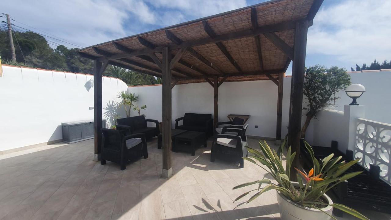 Cheerful 2-Bedroom Villa With Private Pool Calpe Eksteriør bilde