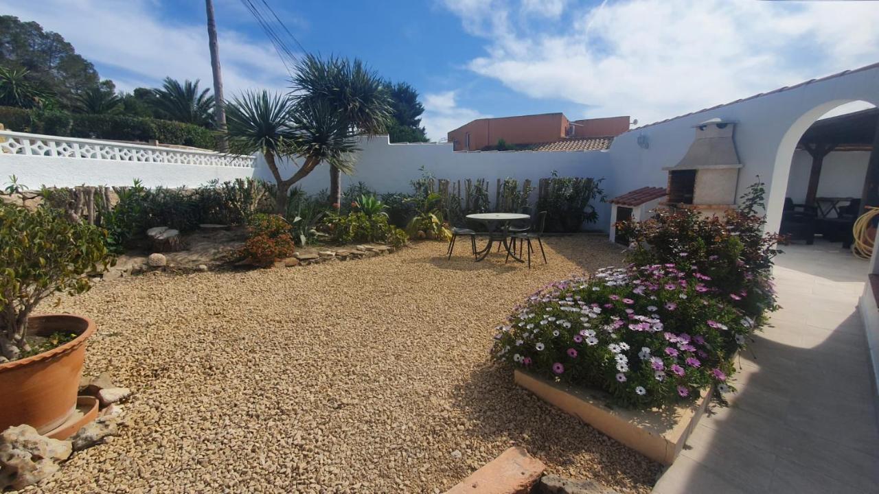 Cheerful 2-Bedroom Villa With Private Pool Calpe Eksteriør bilde